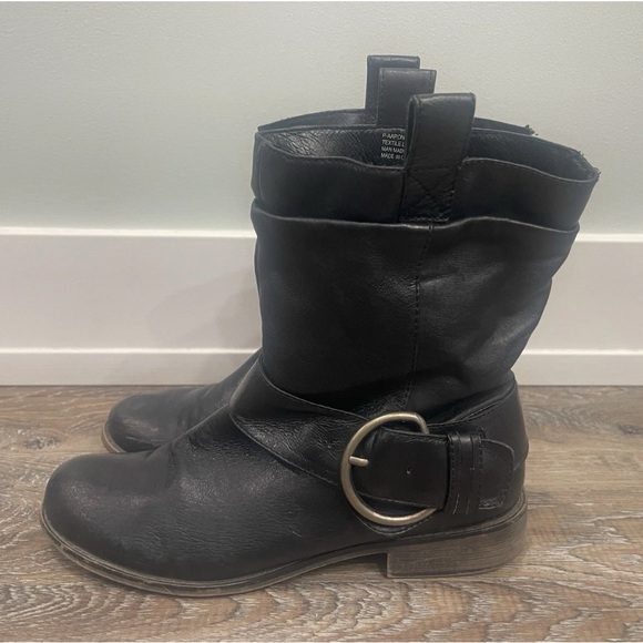 Shoes - Steve Madden Black Leather Boots with Silver Buckle, Sz 10, Mid Calf